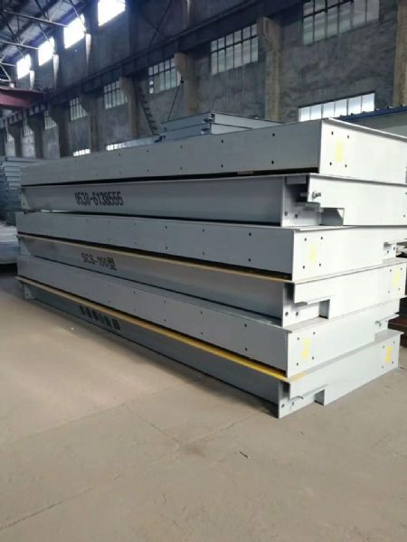 分體式汽車衡（長(zhǎng)寬、噸位可定制）