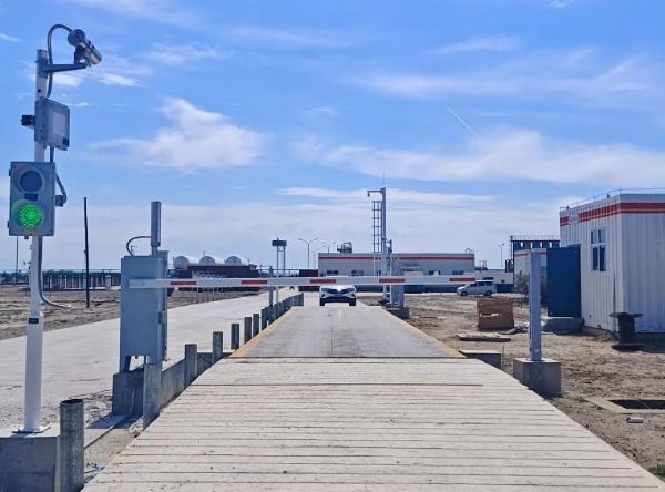 地磅生產(chǎn)廠家淺述無(wú)人值守汽車(chē)衡的優(yōu)點(diǎn)